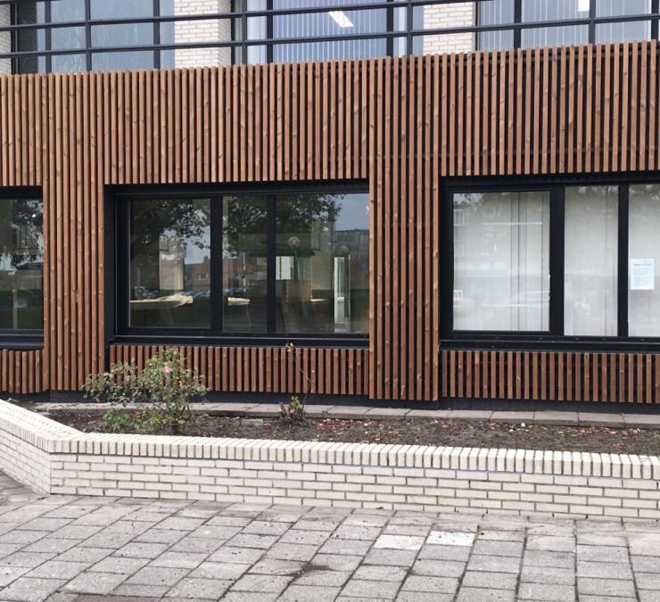 Timber cladding Thermo Pine Office building Goes