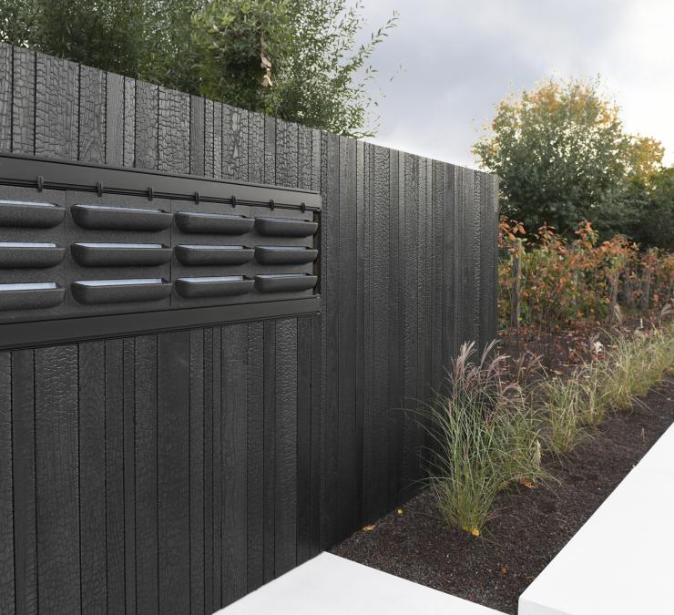 Wooden fence Charred thermo ash Drongen