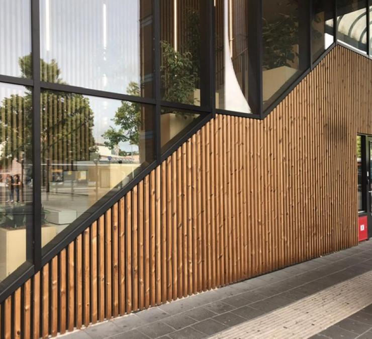 Timber cladding thermo pine Groningen rail station