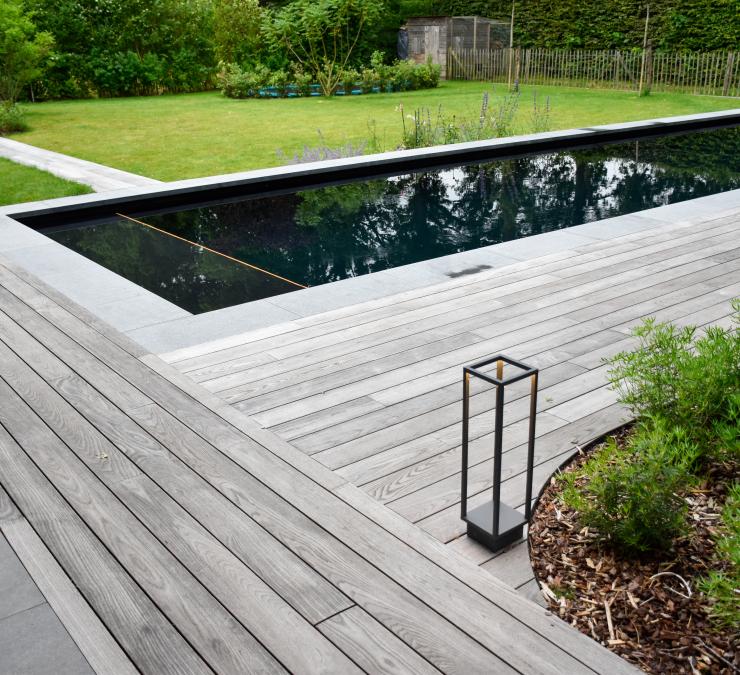 HOTwood ash decking boards with slightly curved surface